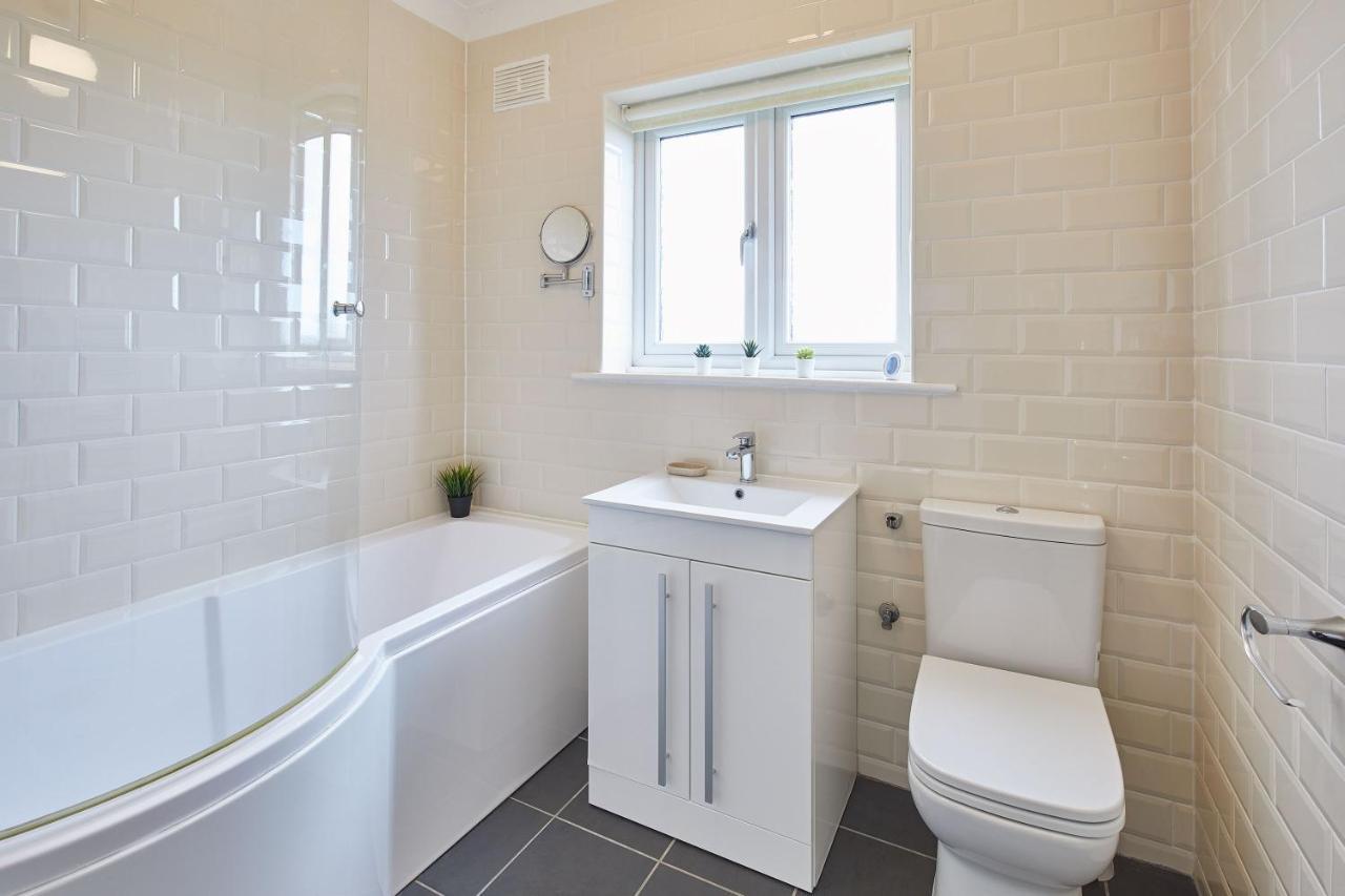 Brotton Host & Stay - Coach Cottage מראה חיצוני תמונה